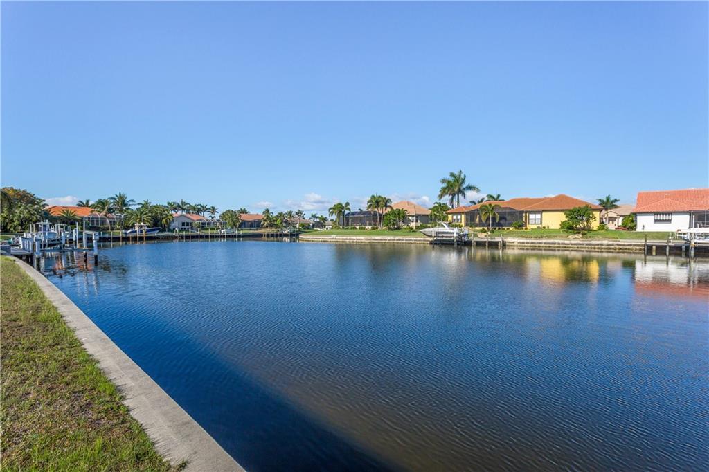 4013 Maltese Court - Photo 1