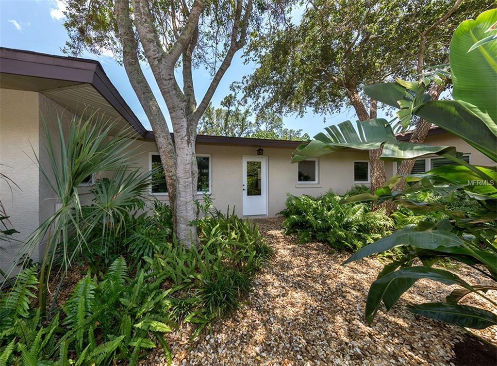 317 Gulf Drive - Photo 1