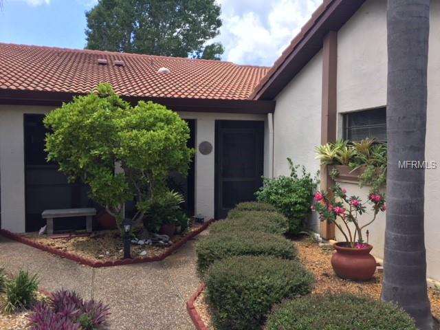869 Country Club Cir - Photo 1