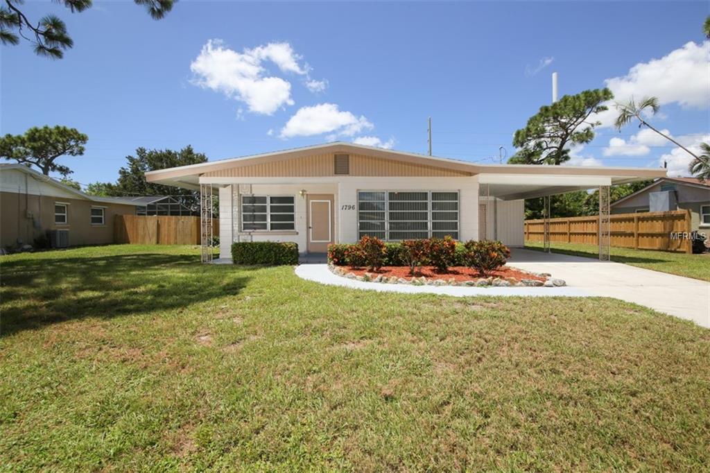 1796 Banyan Drive - Photo 1