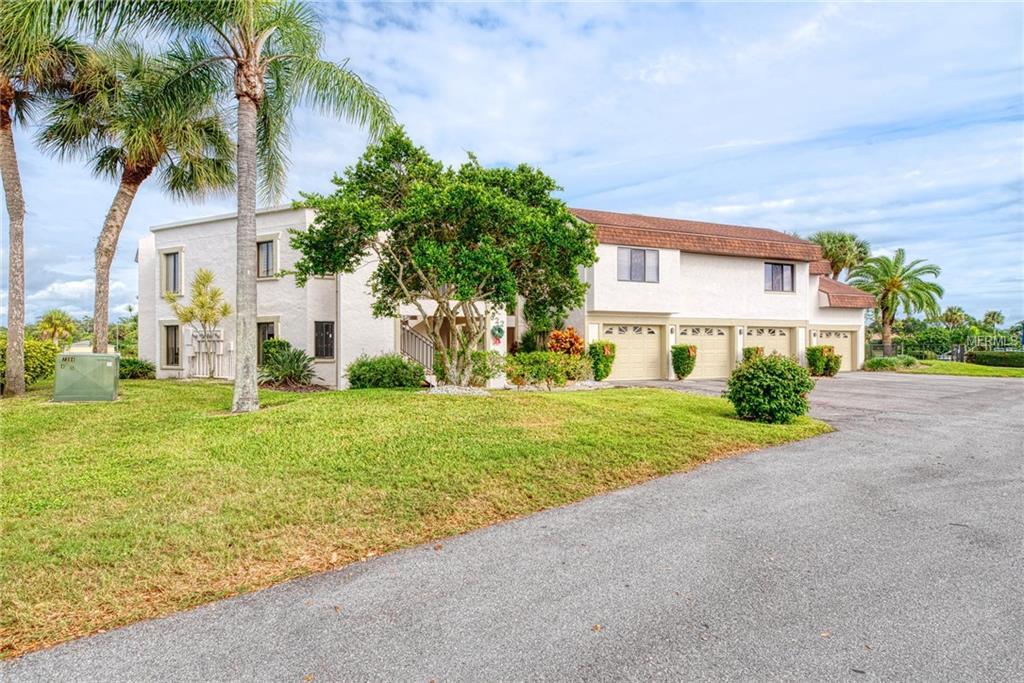 822 Capri Isles Boulevard - Photo 1