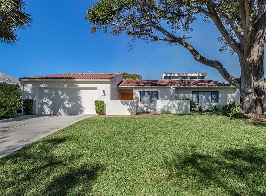 408 Everglades Dr - Photo 1