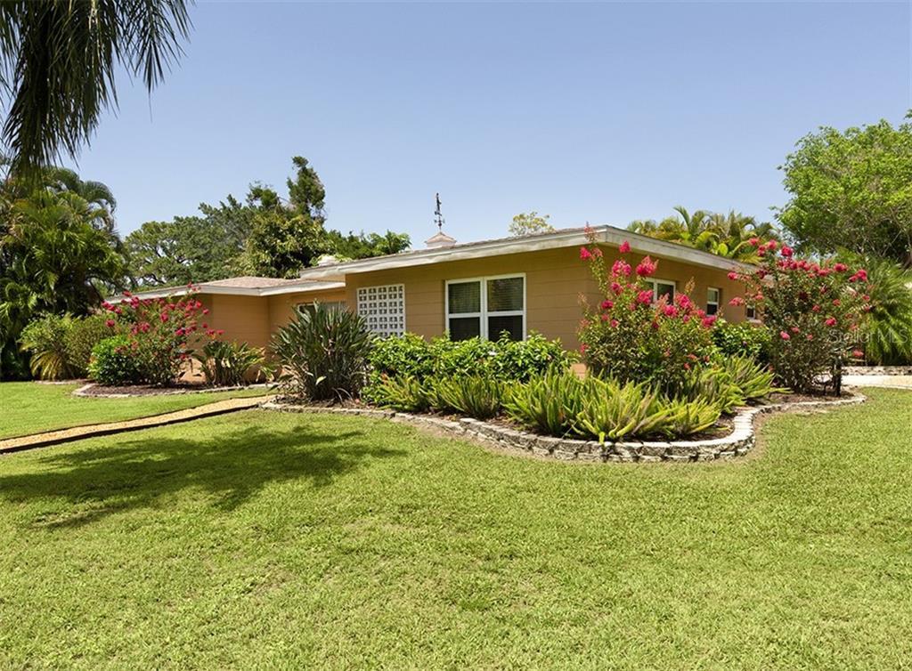 1309 Nokomis Avenue - Photo 1