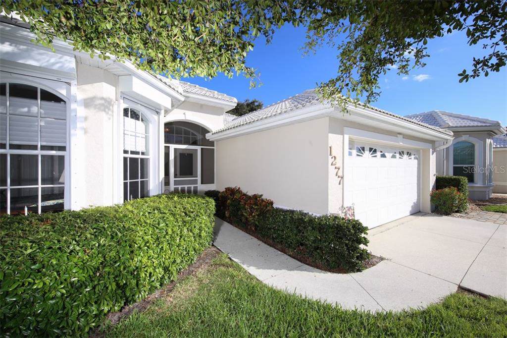 1277 Lakeside Woods Drive - Photo 1