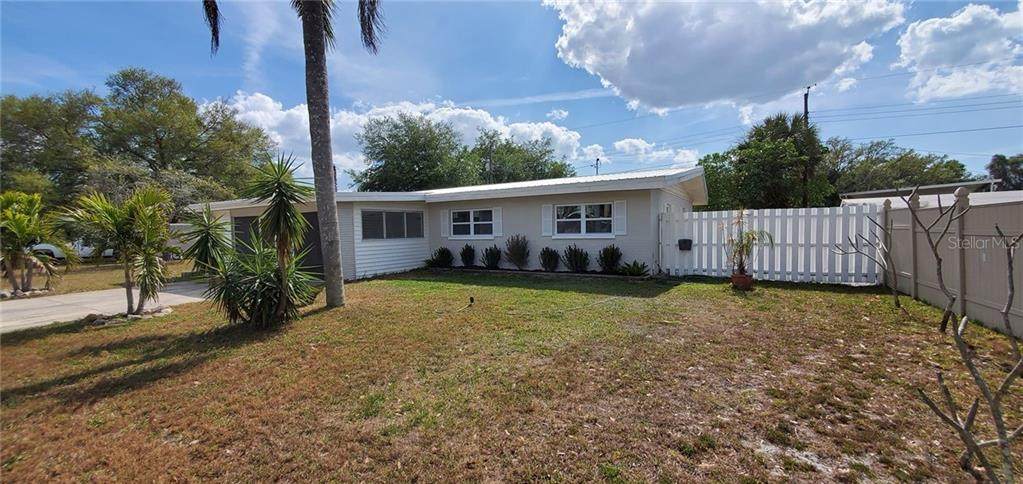 1915 Barstow Place - Photo 1
