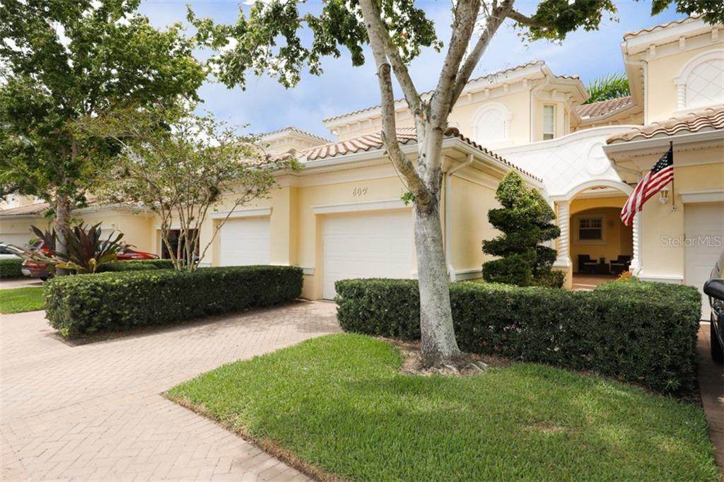604 Triano Circle - Photo 1