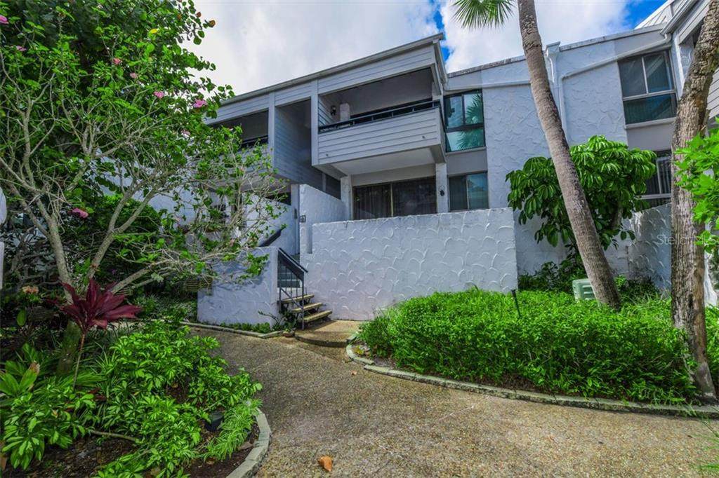 1555 Tarpon Center Drive - Photo 1