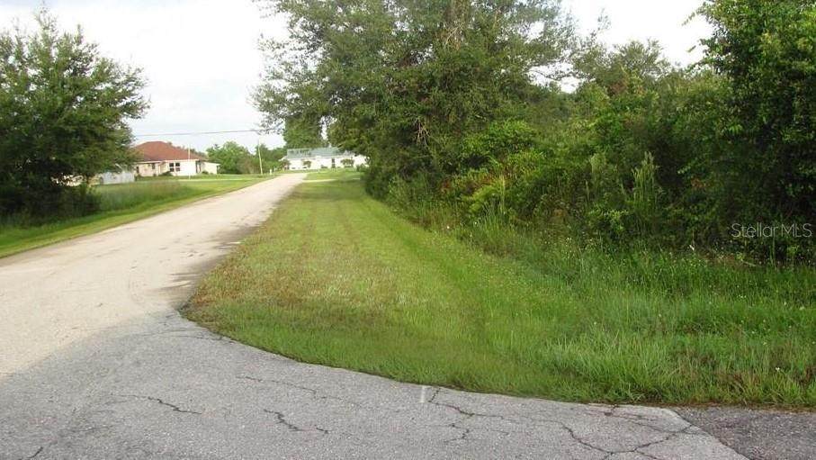 29212 Oakdale Street - Photo 1