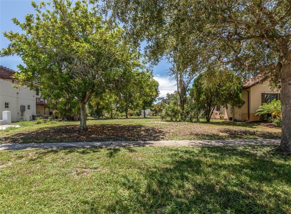 305 Ponce De Leon Avenue - Photo 1