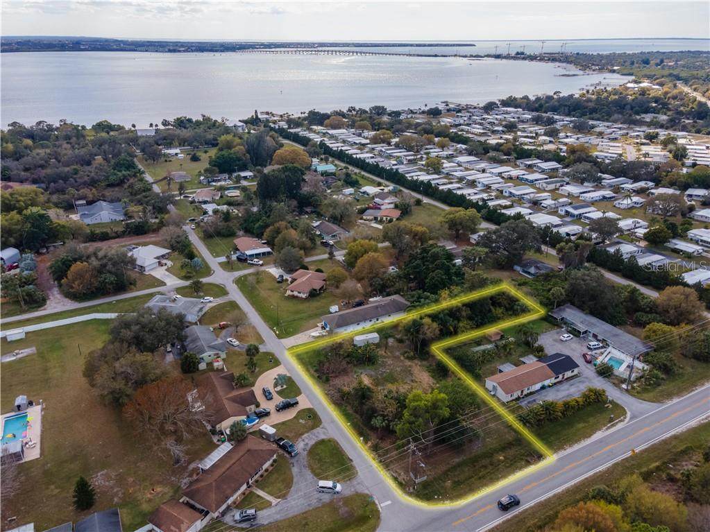 24513 Harborview Road - Photo 1