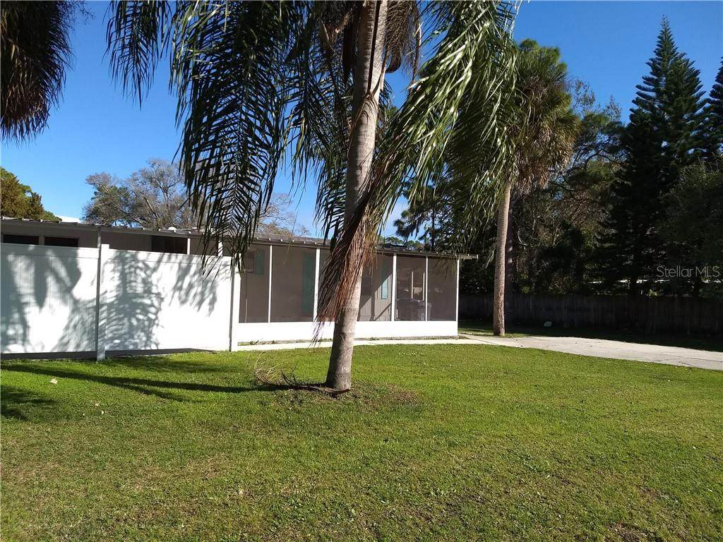 1411 Venetia Street - Photo 1