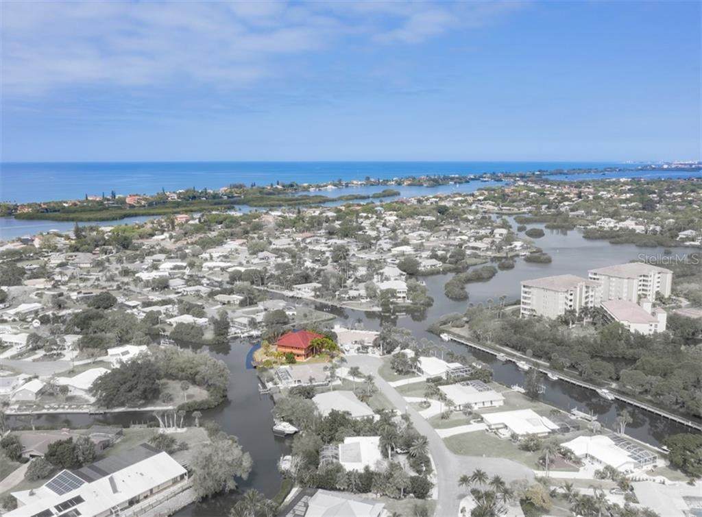 135 Tina Island Drive - Photo 1