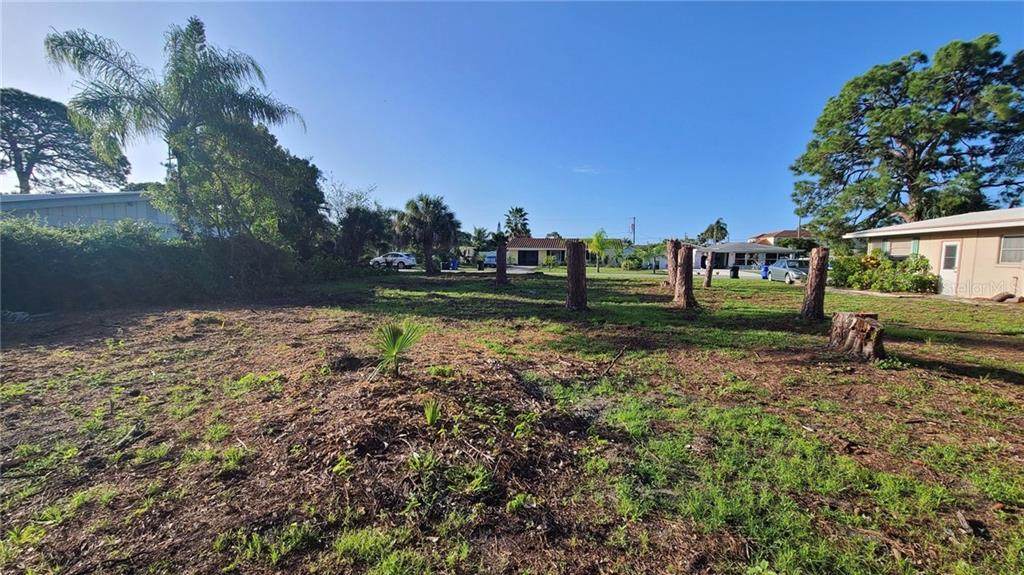 305 Aurora Street - Photo 1