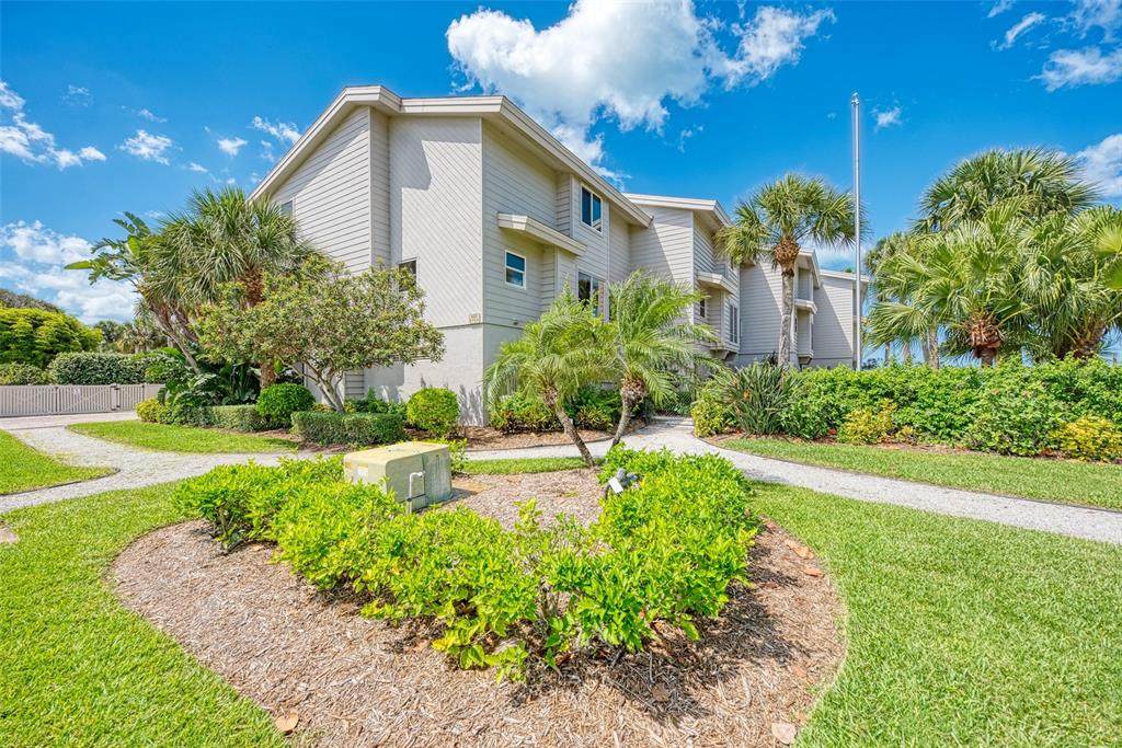 800 Golden Beach Boulevard - Photo 1