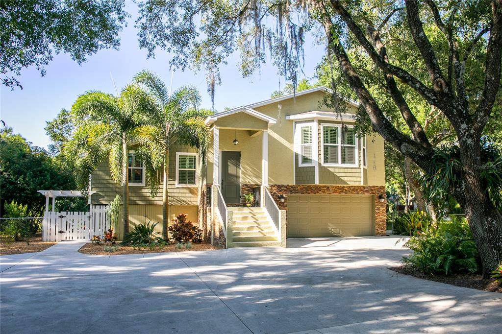 195 Palm Dr - Photo 1