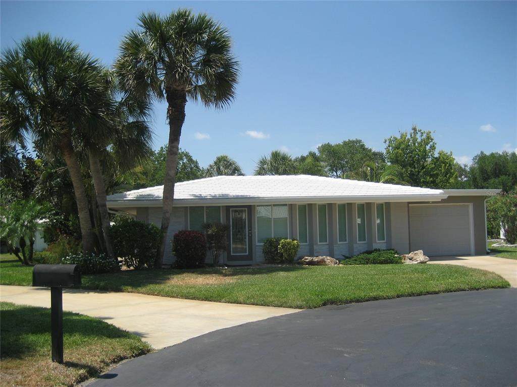 46 Oakwood - Photo 1