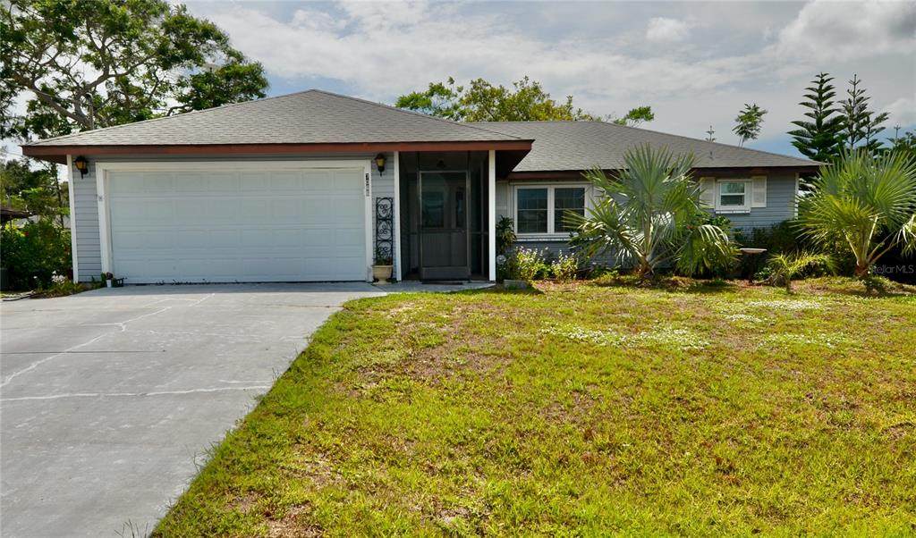 7066 Sunnybrook Boulevard - Photo 1