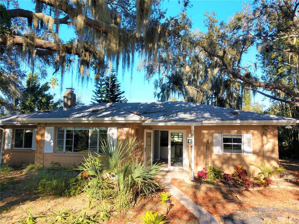 612 Bittner Boulevard - Photo 1