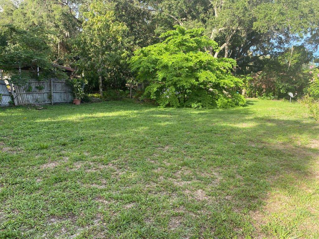 Gallup Avenue - Photo 1