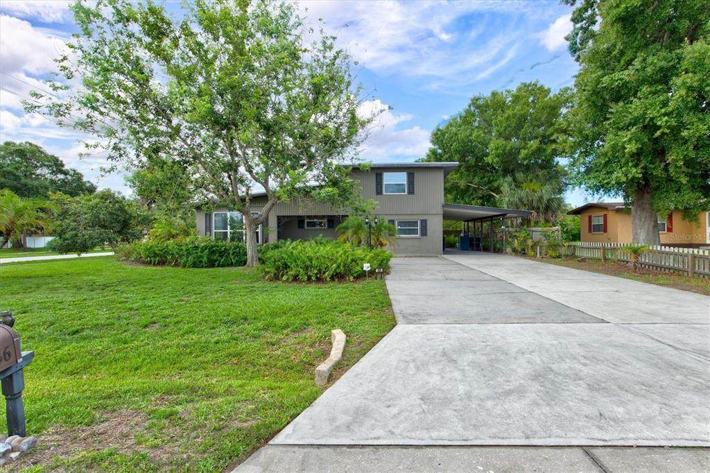 836 Cypress Avenue - Photo 1