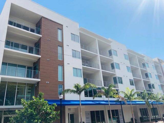 332 Cocoanut Avenue - Photo 1