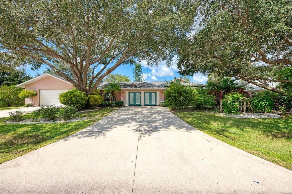 10063 Franklin Drive - Photo 1