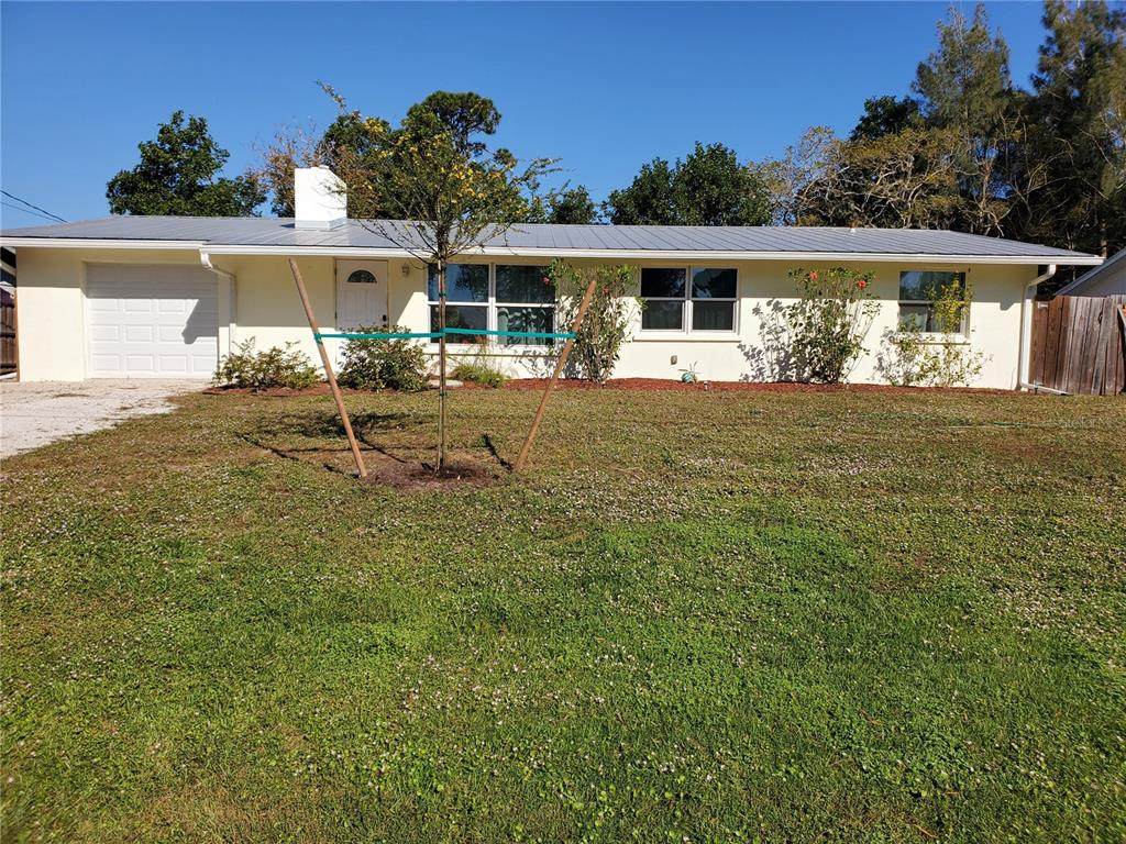 1664 Lakeview Place - Photo 1