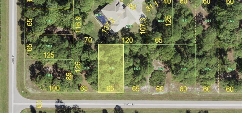 104 Glades Drive - Photo 1