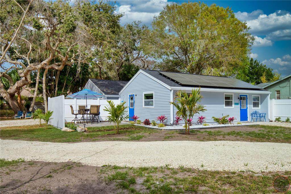 5042 Linda Street - Photo 1