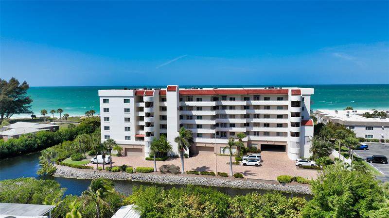 550 Flamingo Drive - Photo 1