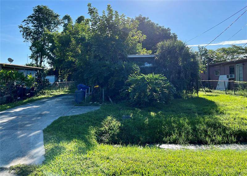 4965 Elizabeth Avenue - Photo 1