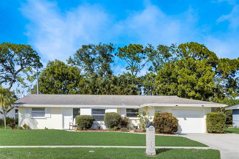 3371 Kenmore Drive - Photo 1