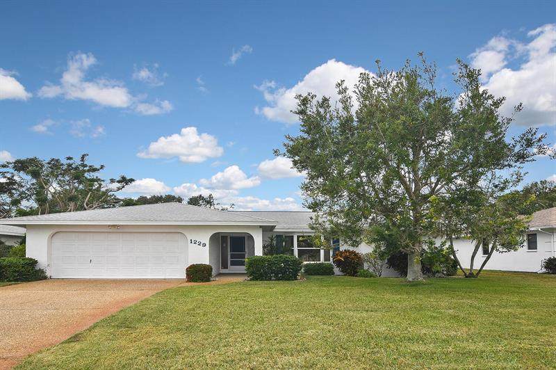 1229 Sleepy Hollow Road - Photo 1