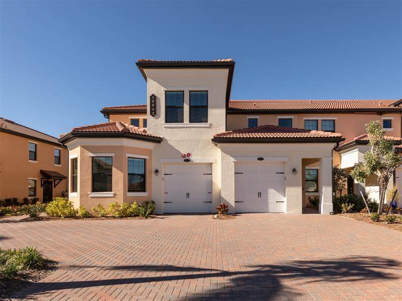 10042 Crooked Creek Drive - Photo 1