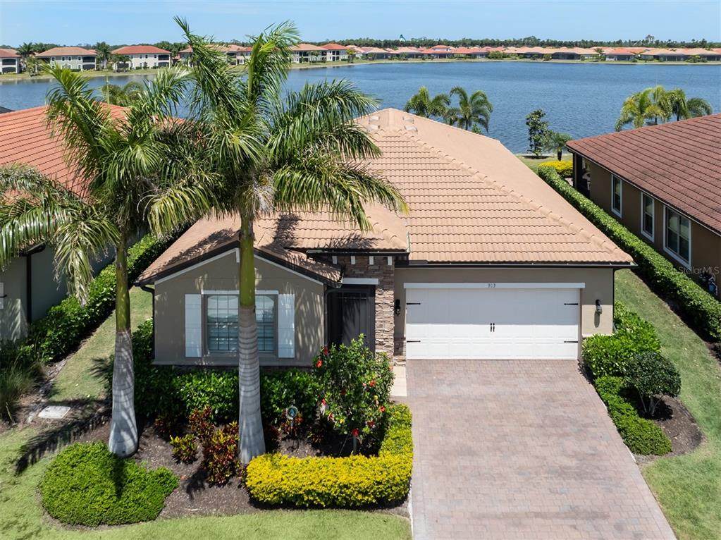 303 Toscavilla Boulevard - Photo 1