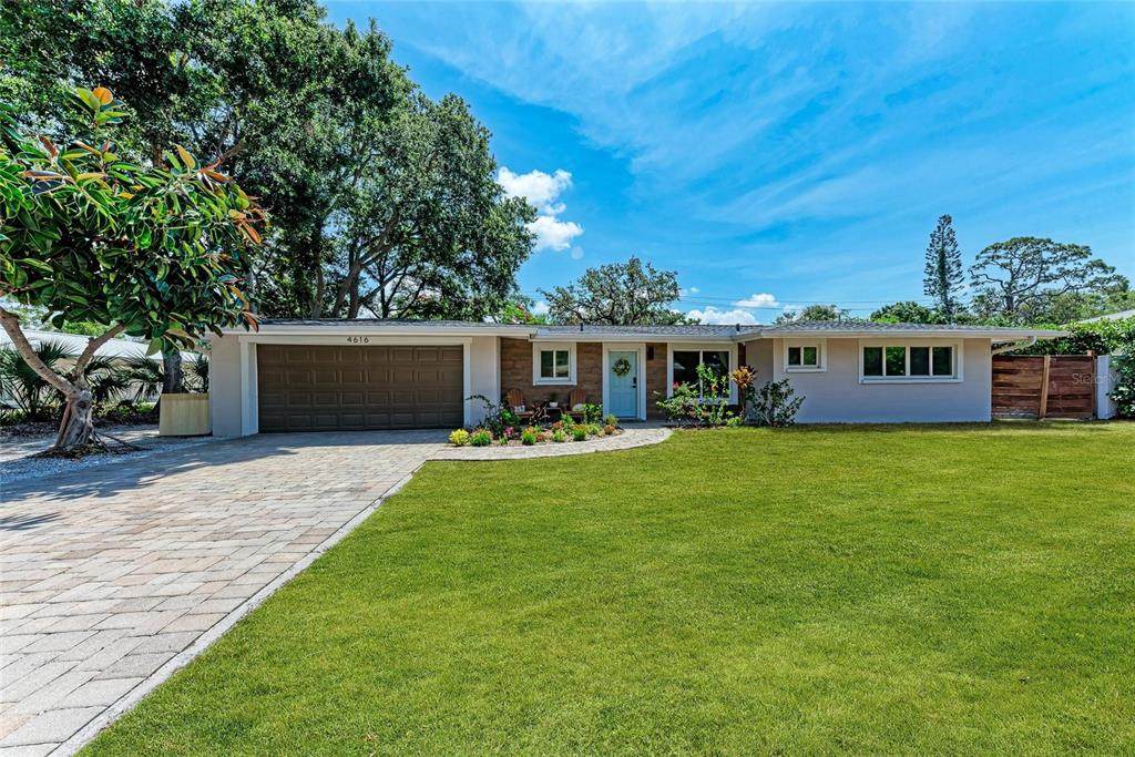 4616 Leeta Lane - Photo 1