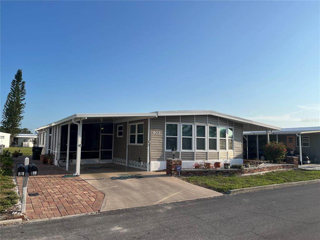 902 Jolanda Circle - Photo 1