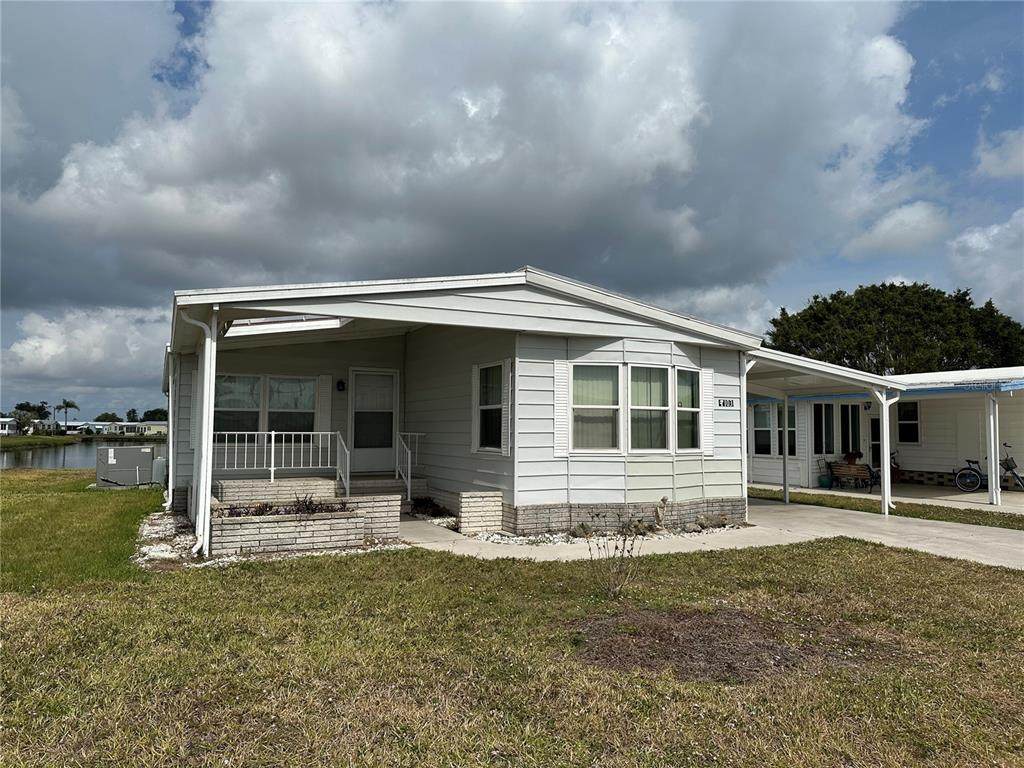 103 Lakeview Drive - Photo 1