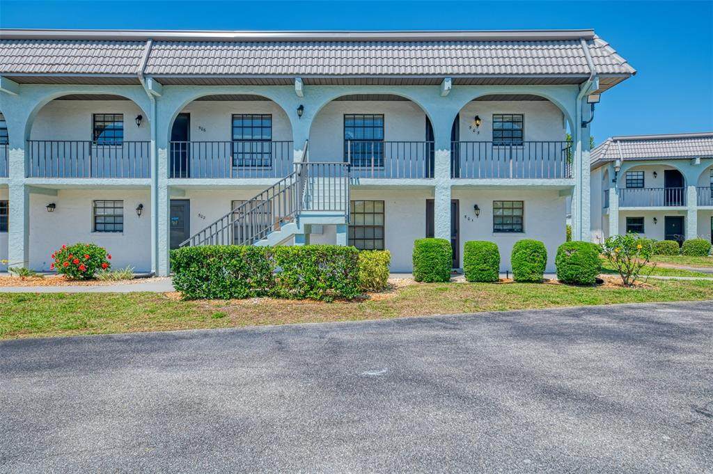150 Englewood Isles Parkway - Photo 1