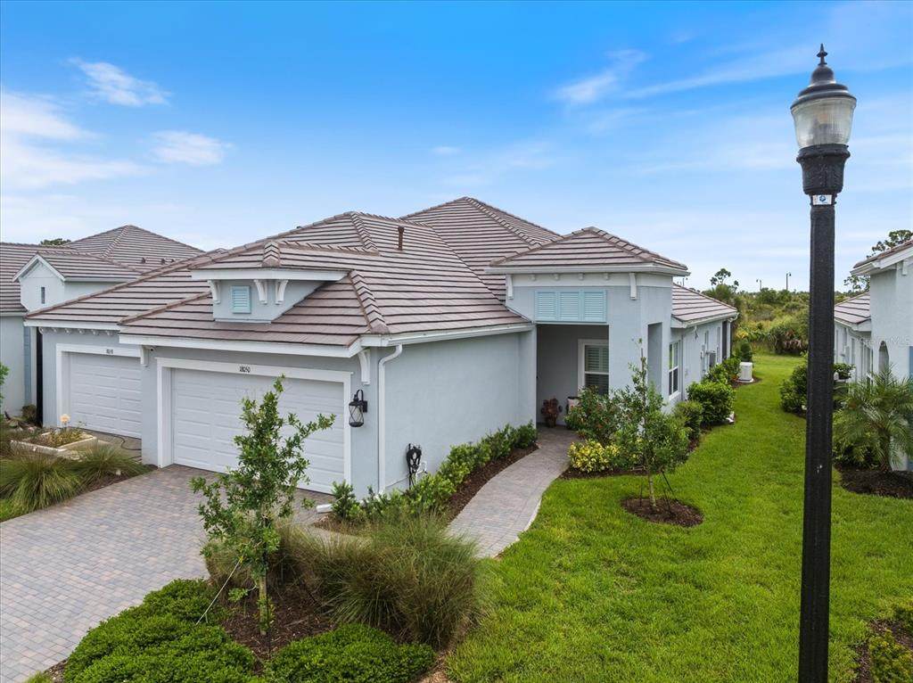 18050 Franklin Park Court - Photo 1