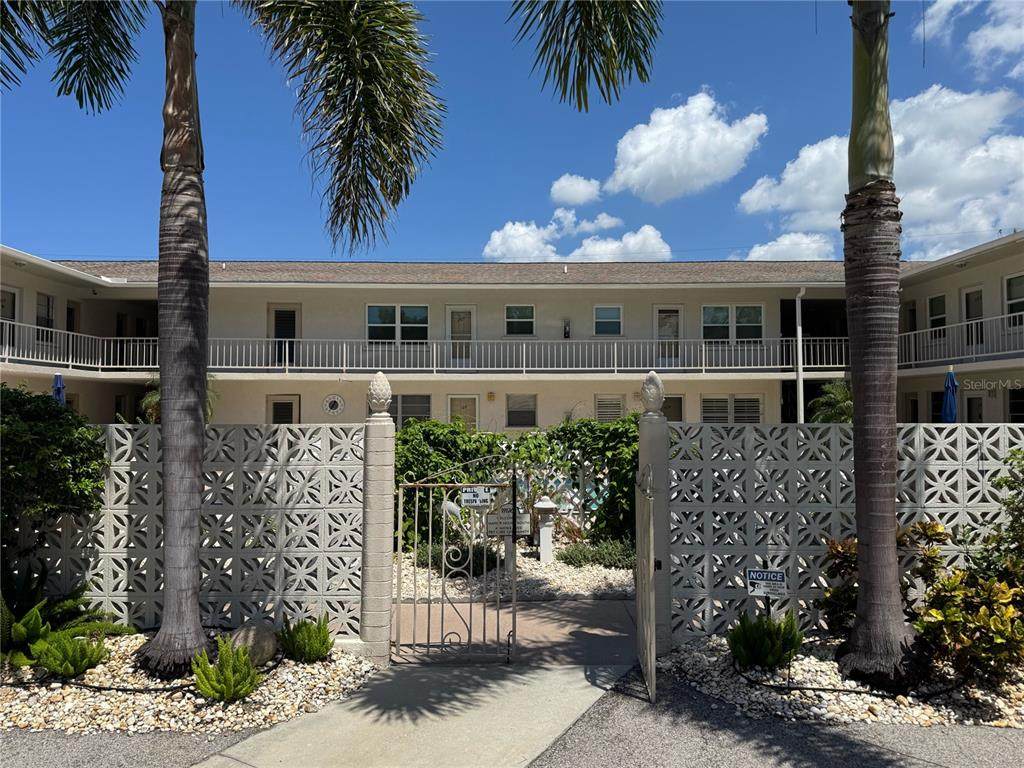 510 Granada Avenue - Photo 1
