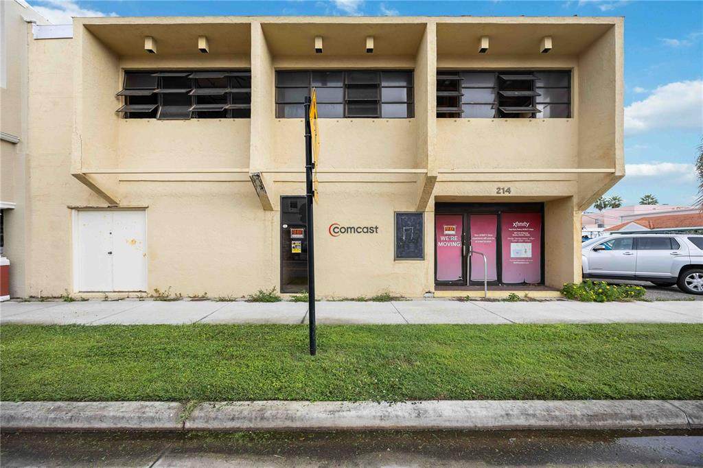 214 Miami Avenue - Photo 1
