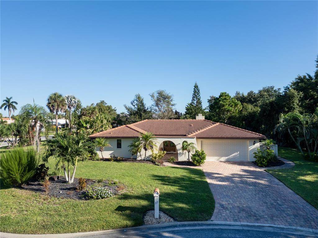 37 Waterford Drive - Photo 1