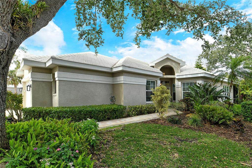 560 Fallbrook Drive - Photo 1
