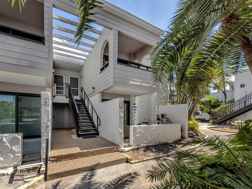 1555 Tarpon Center Drive - Photo 1