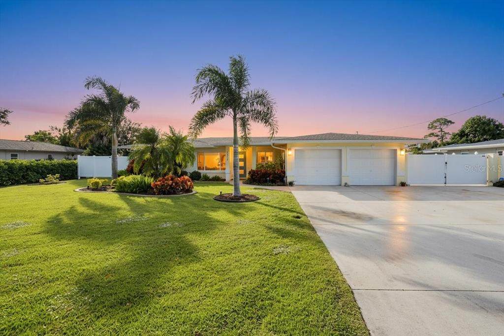 1513 Pamela Street - Photo 1