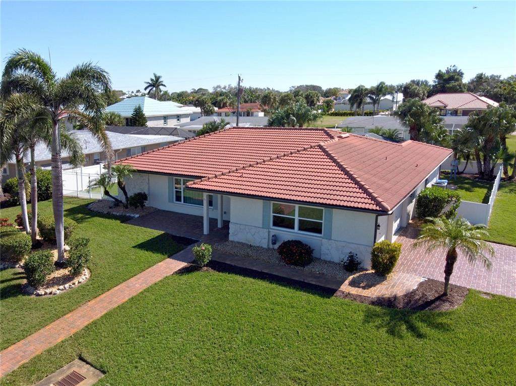 431 Villas Drive - Photo 1