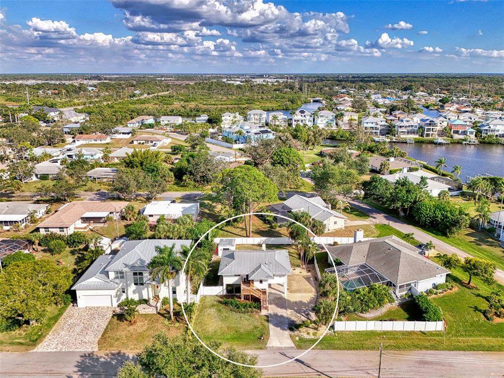 812 Garland Avenue - Photo 1