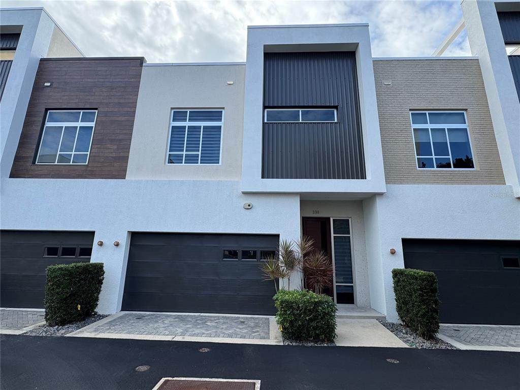 239 Cosmopolitan Court - Photo 1