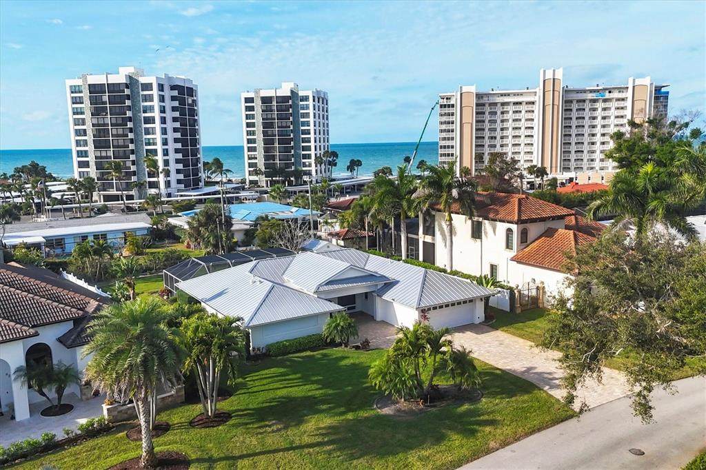 633 Valencia Road - Photo 1